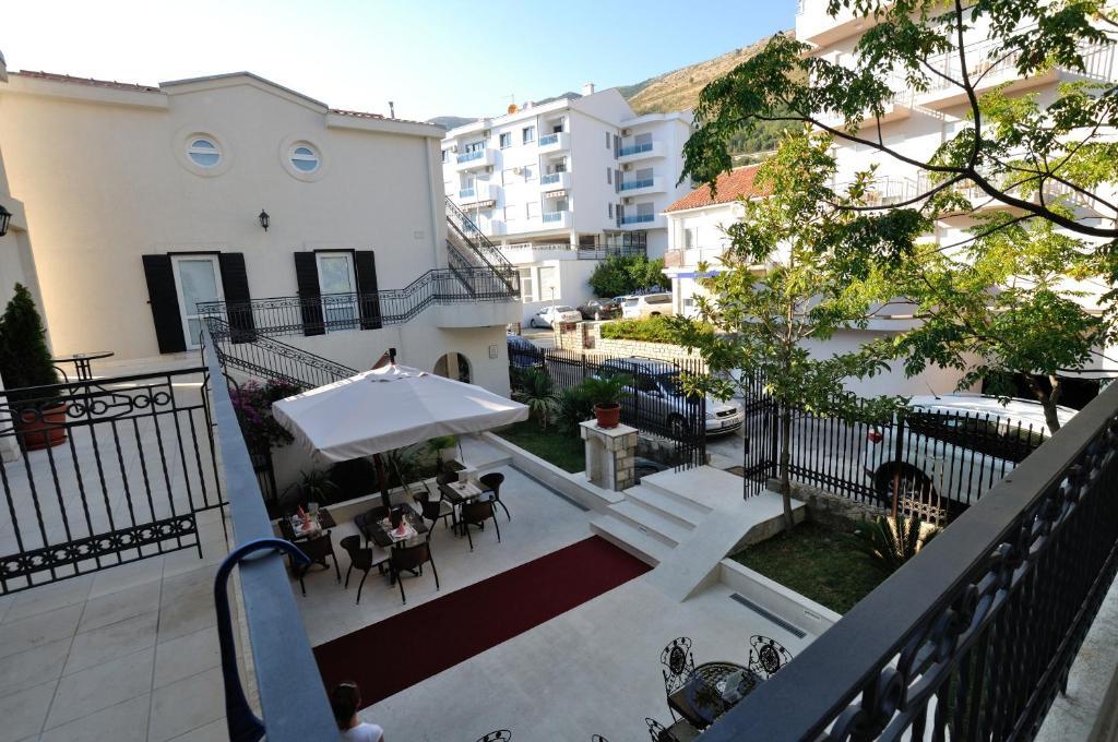 Vila Duric - Ex Hotel Duric Petrovac 외부 사진